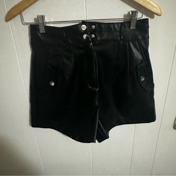 NWT Love Tree Black High Waist Shorts - Picture 1 of 3